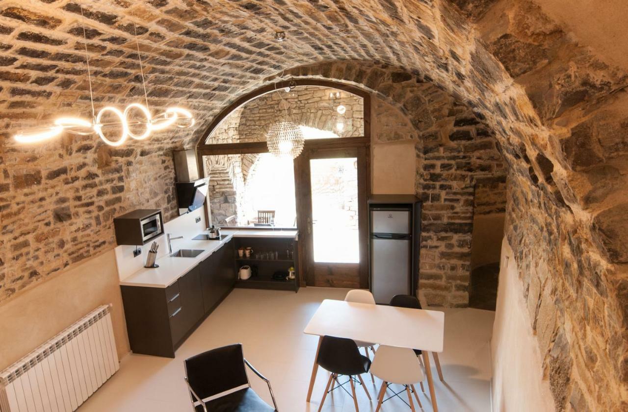 Casa Mur De Alujan Tierrantona Екстер'єр фото